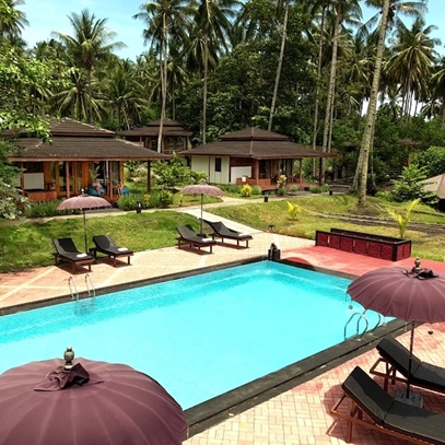 The main pool at dive into lembeh